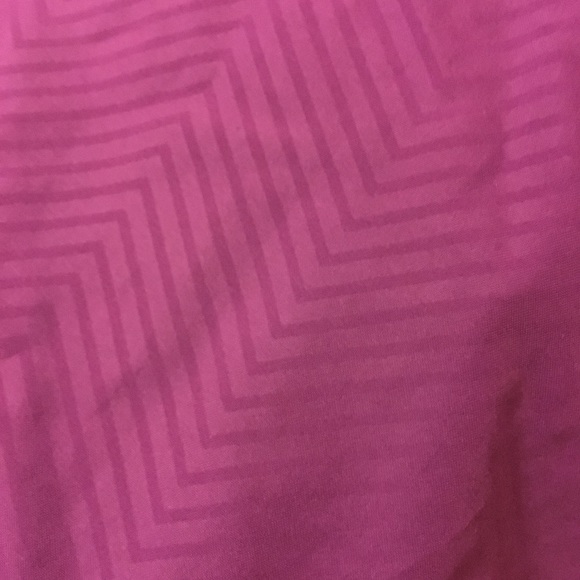 Nike pink shorts - Picture 3 of 3